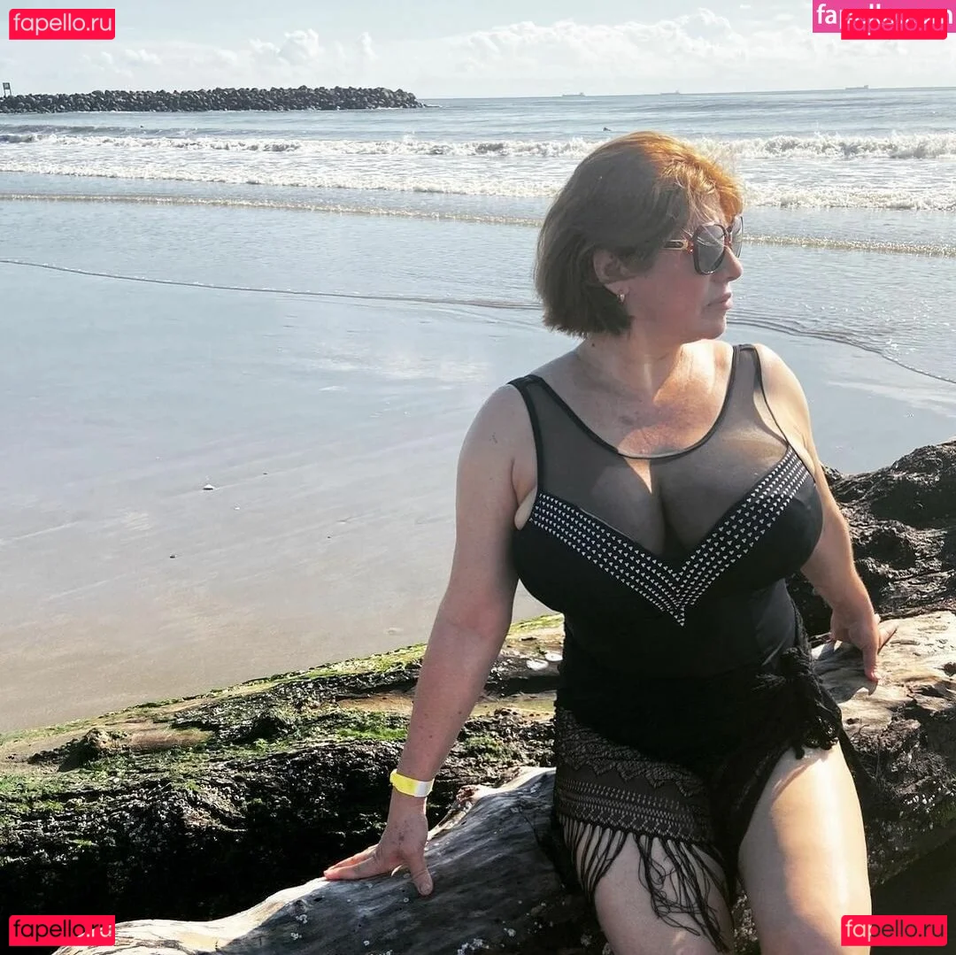 Normii Onlyfans Photo Gallery 