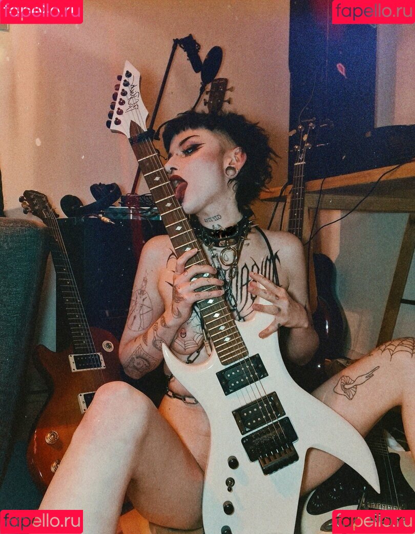 LittleDemonWitch Onlyfans Photo Gallery 