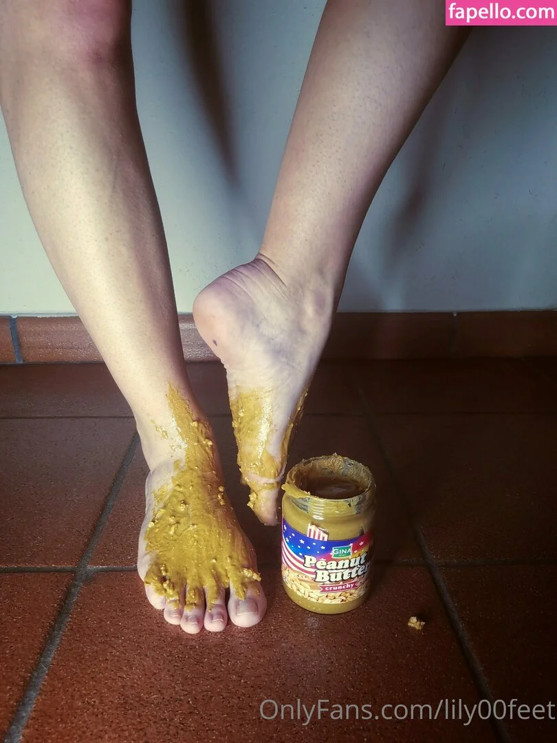 lily00feet Onlyfans Photo Gallery 