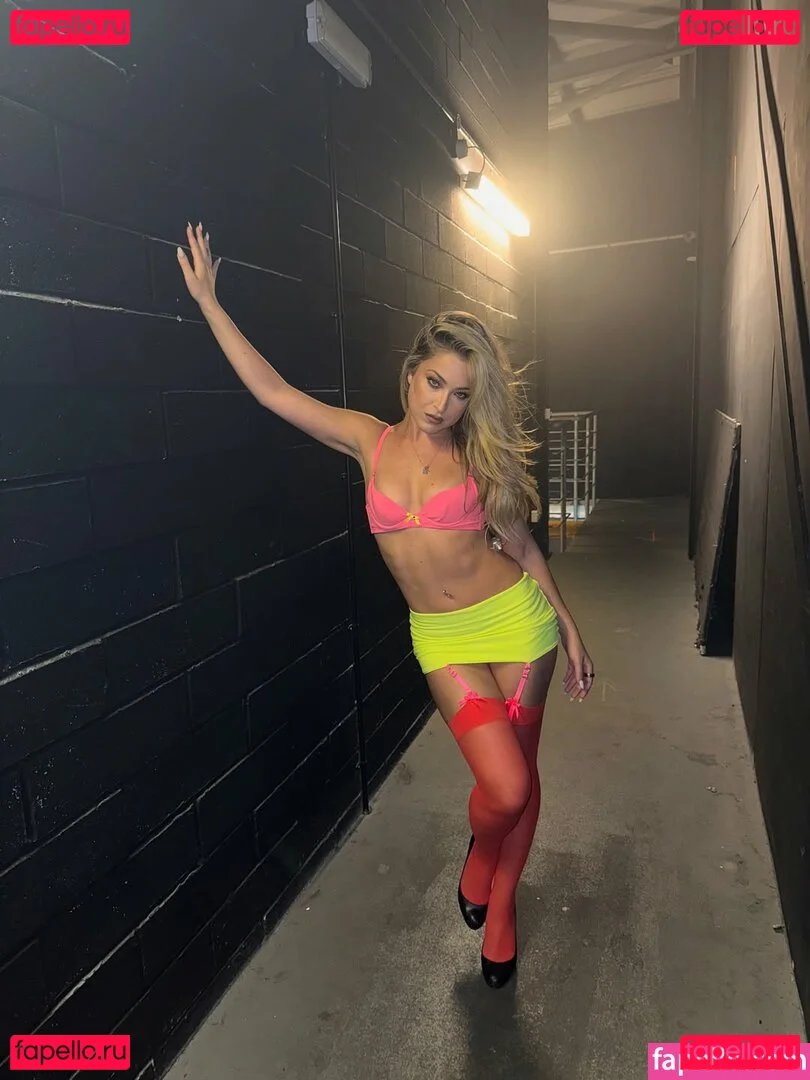 Scarlet Aviram Onlyfans Photo Gallery 