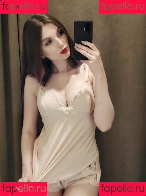 Lipisinkaaa Onlyfans Photo Gallery 