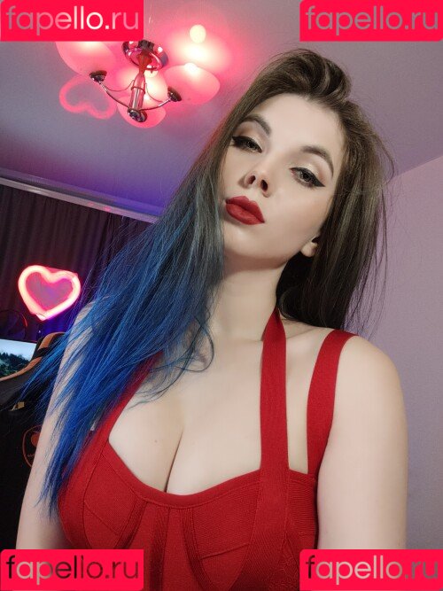 Lipisinkaaa Onlyfans Photo Gallery 