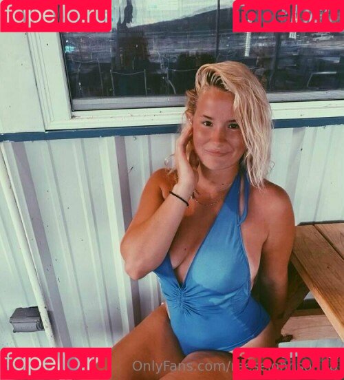 finallylegal18 Onlyfans Photo Gallery 