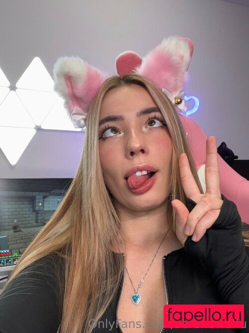 Serenewaifu Onlyfans Photo Gallery 