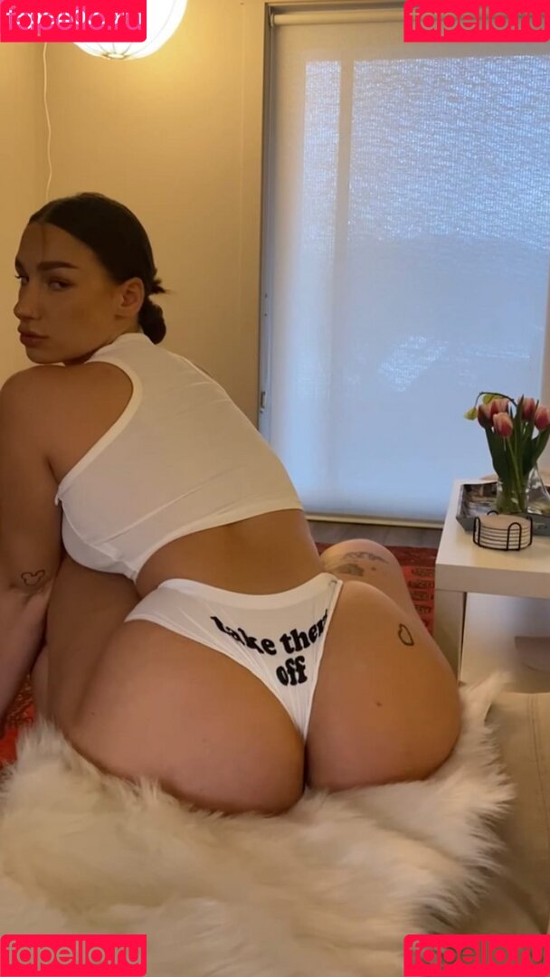 Ambzzzie Onlyfans Photo Gallery 
