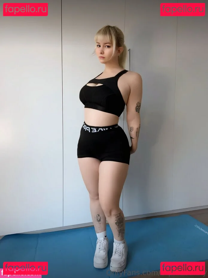 monochromesan Onlyfans Photo Gallery 