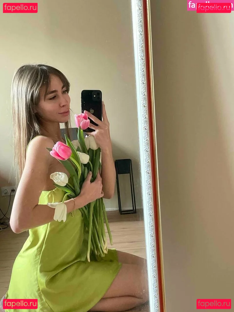 lili_babe Onlyfans Photo Gallery 