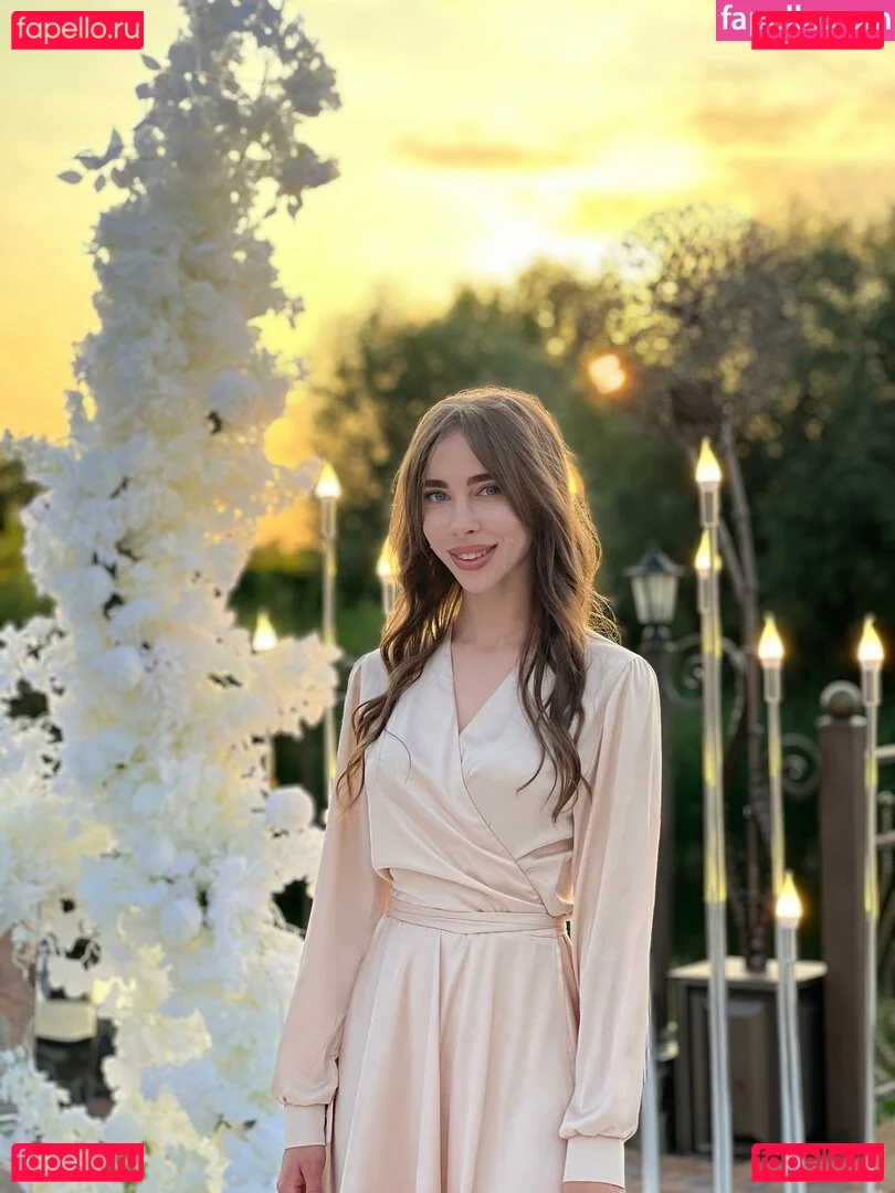 lili_babe Onlyfans Photo Gallery 