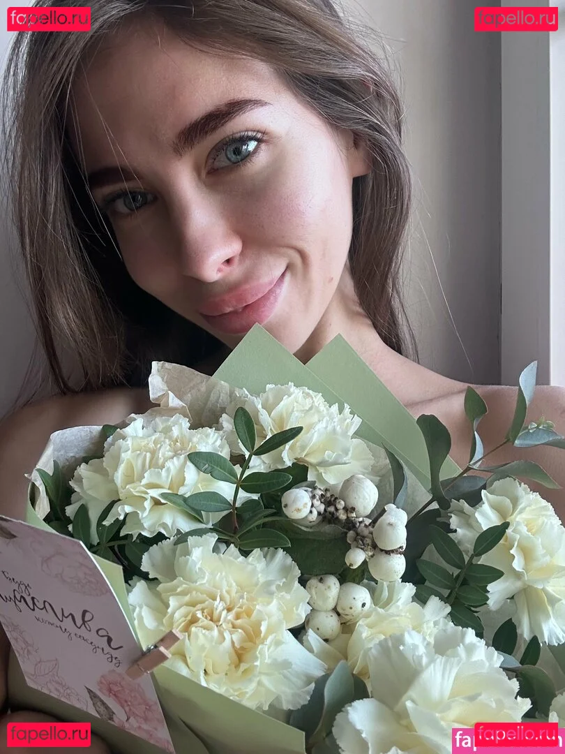 lili_babe Onlyfans Photo Gallery 