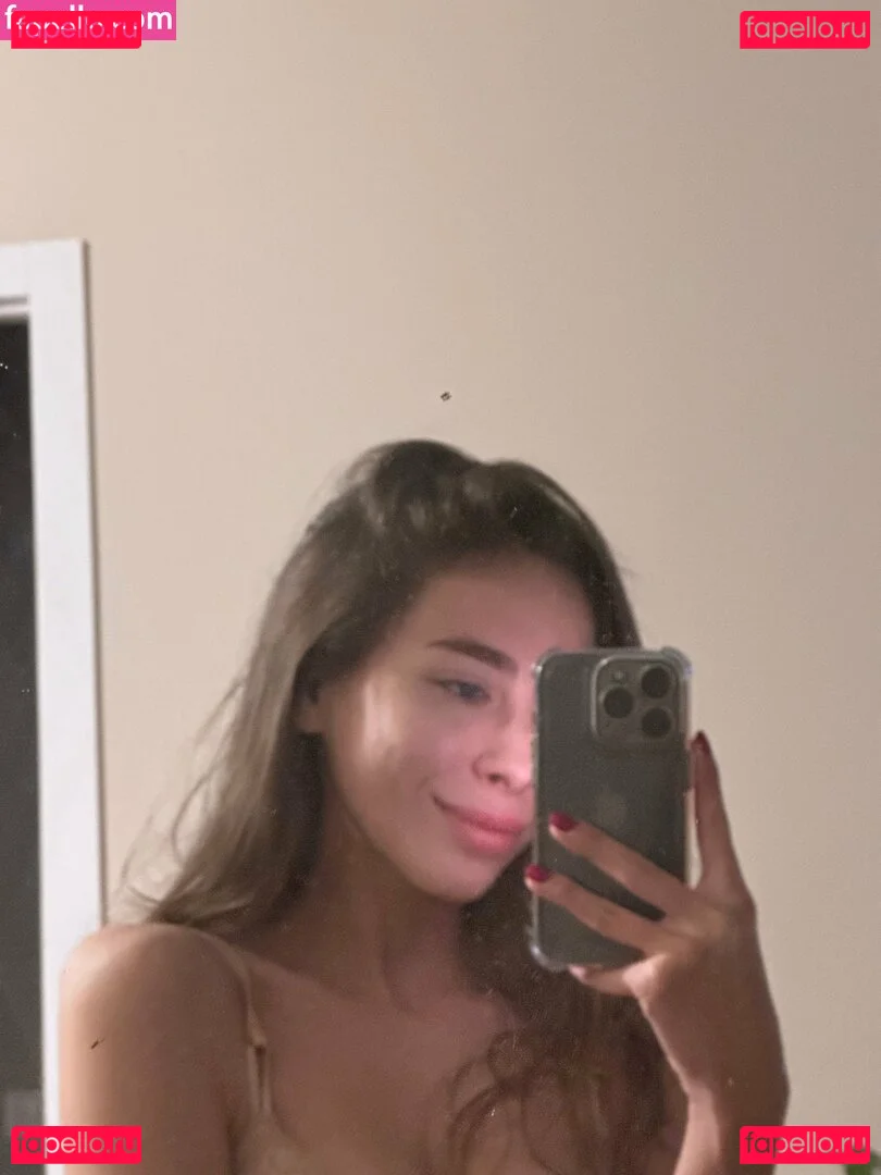 lili_babe Onlyfans Photo Gallery 