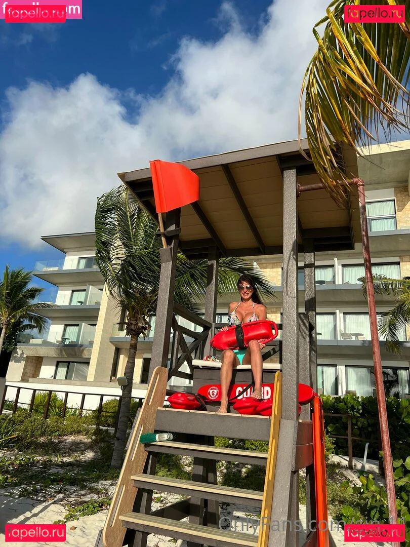 sin.free Onlyfans Photo Gallery 