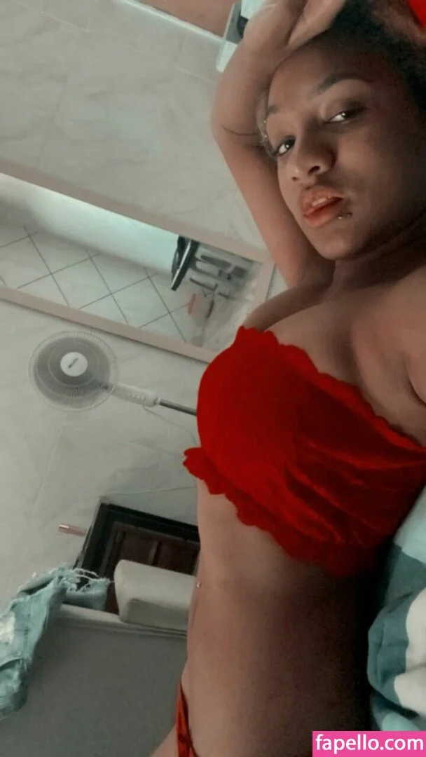 Majulavieri Onlyfans Photo Gallery 