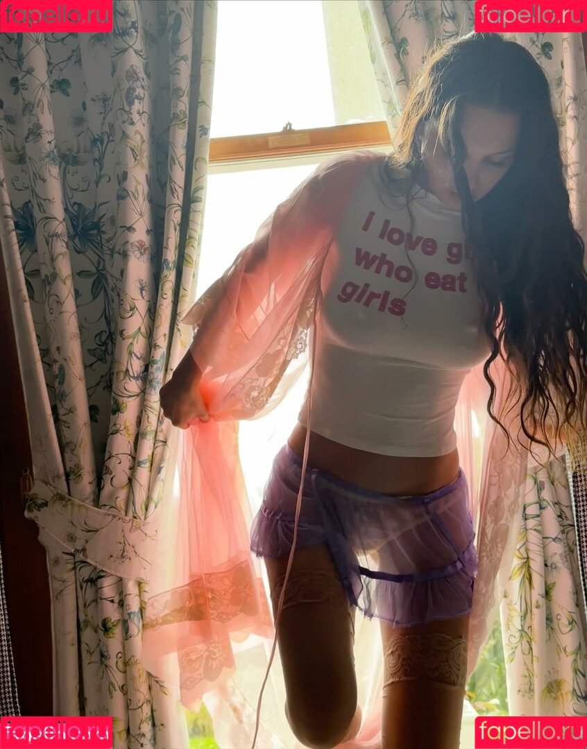 Maddii Sutton Onlyfans Photo Gallery 