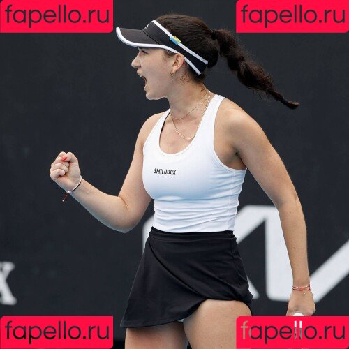 Eva Lys Onlyfans Photo Gallery 