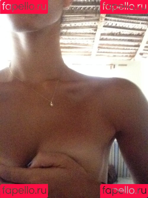 Vick Hope Onlyfans Photo Gallery 