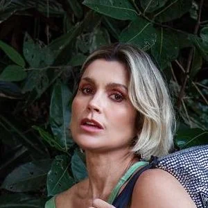 via.oc Onlyfans Photo Gallery 