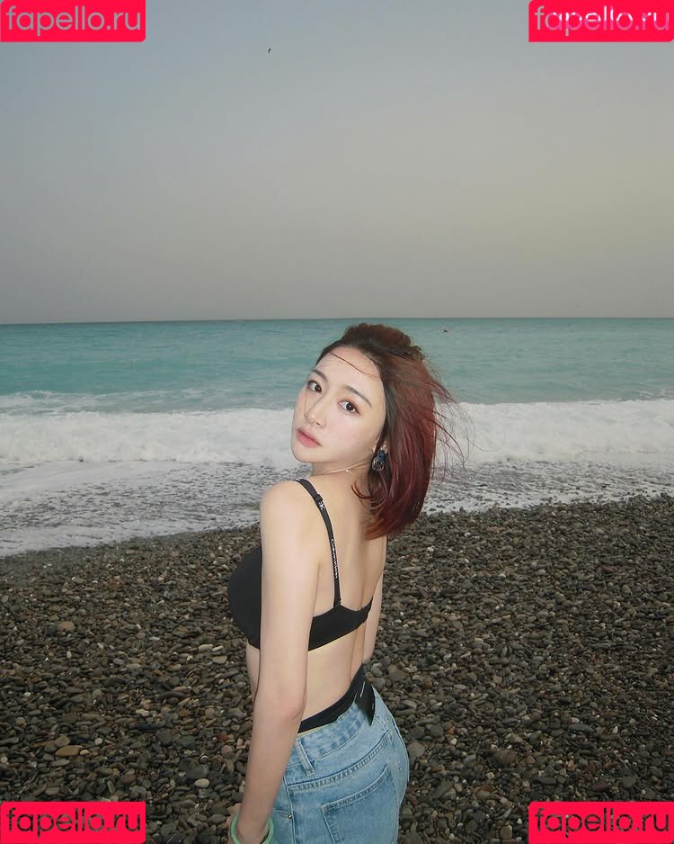 映雪Inshy Onlyfans Photo Gallery 