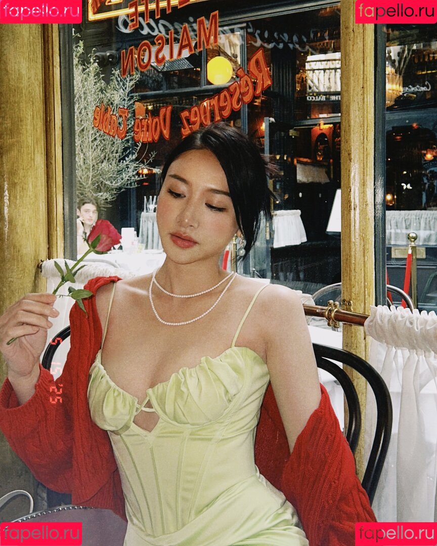 映雪Inshy Onlyfans Photo Gallery 