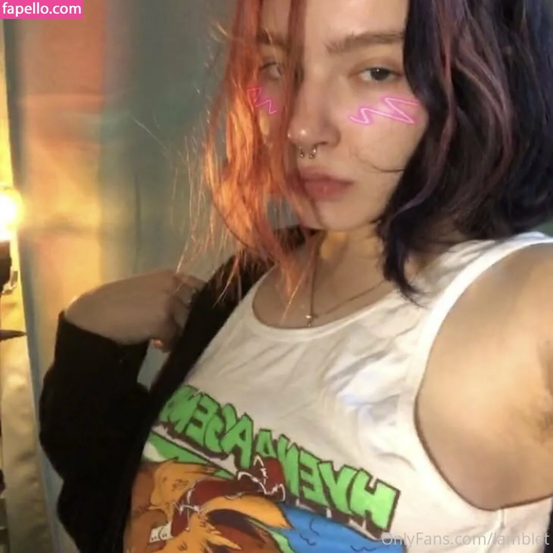 lamblet Onlyfans Photo Gallery 