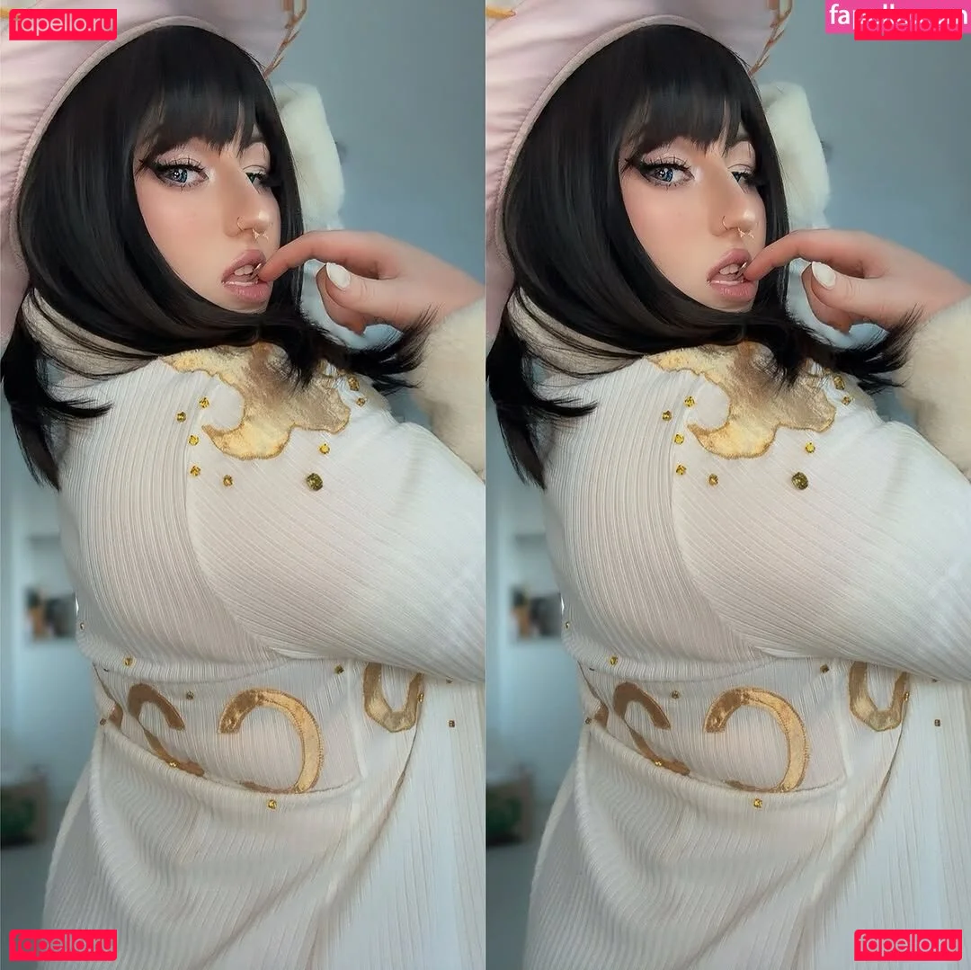 averagecosplays Onlyfans Photo Gallery 