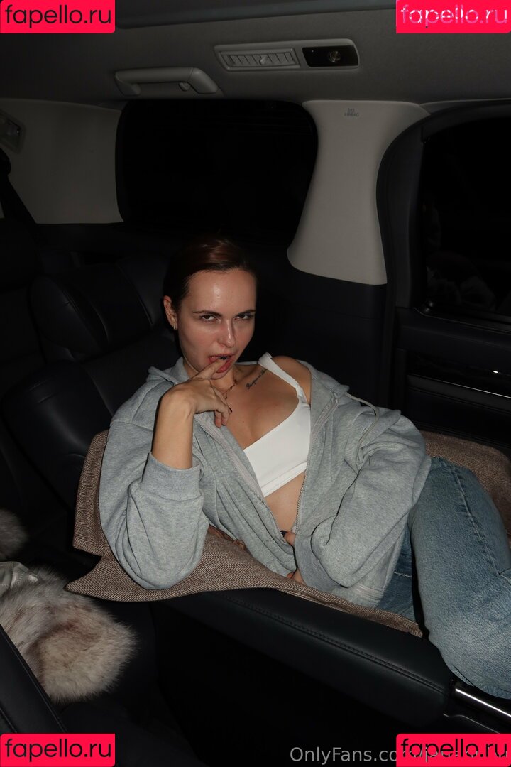 janabubu Onlyfans Photo Gallery 