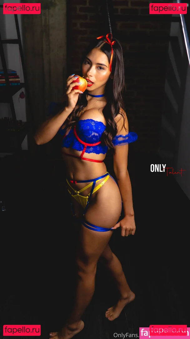 danielaantury Onlyfans Photo Gallery 