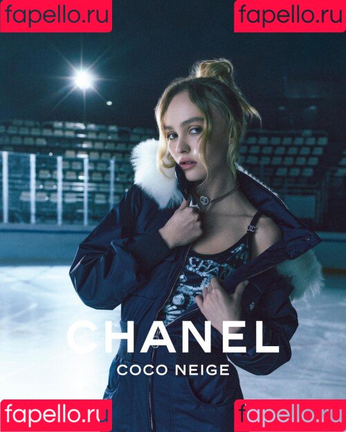 Lily-Rose Depp Onlyfans Photo Gallery 