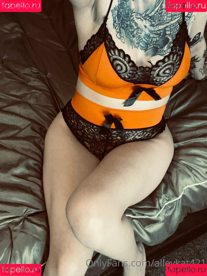 ail_kitty_ Onlyfans Photo Gallery 