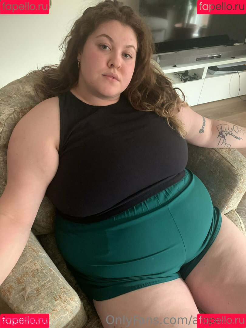 aliceeats Onlyfans Photo Gallery 