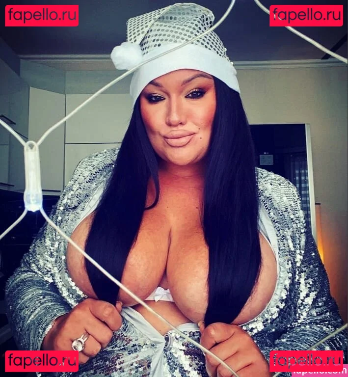 Dasha Kovalenko Onlyfans Photo Gallery 