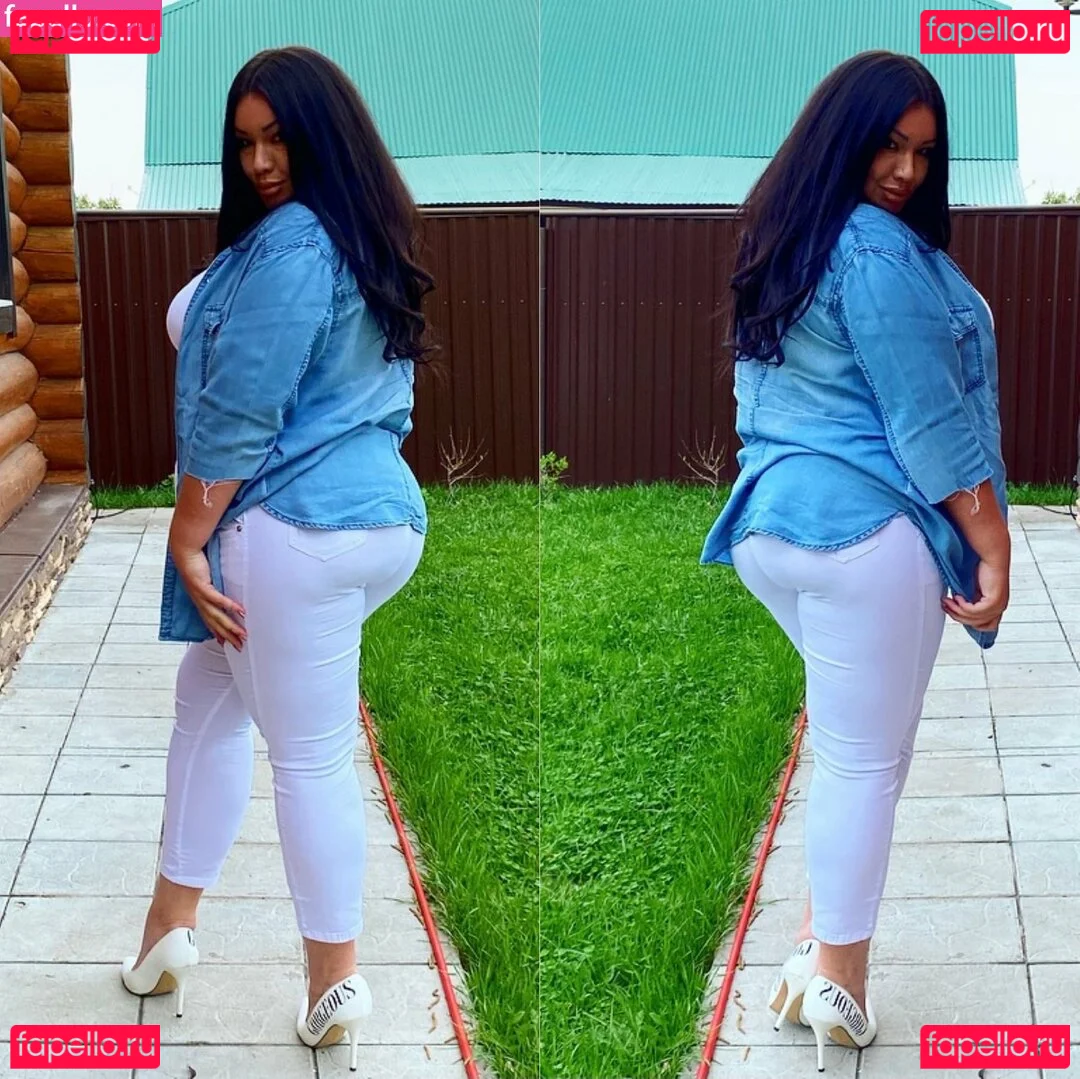 Dasha Kovalenko Onlyfans Photo Gallery 