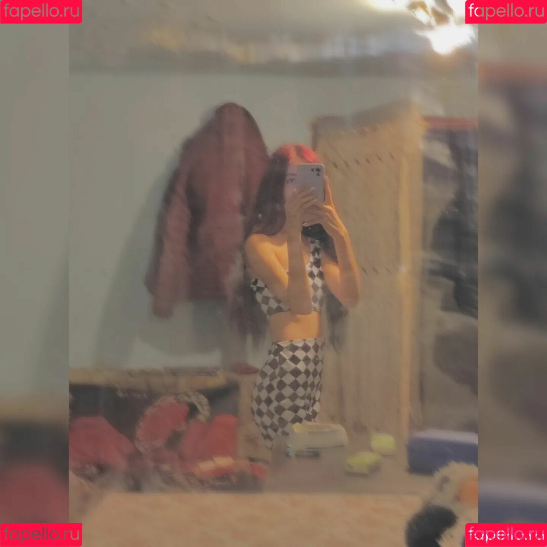 alymaria18 Onlyfans Photo Gallery 