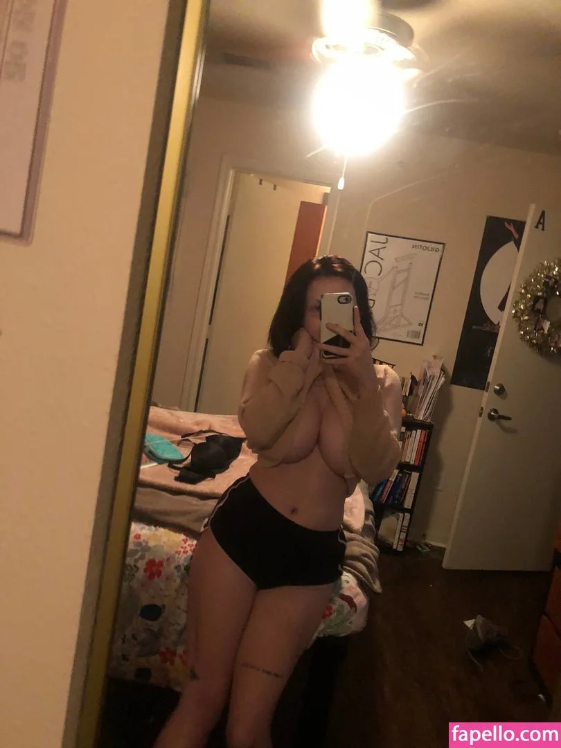 missnowi Onlyfans Photo Gallery 