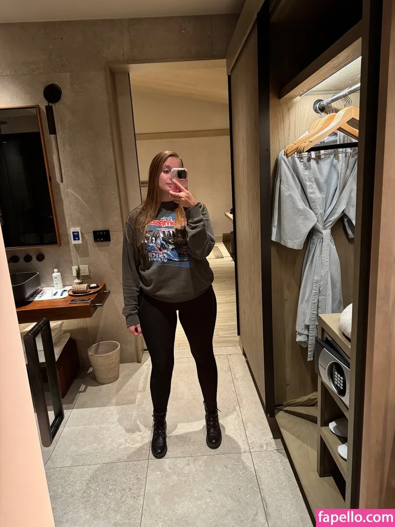 Alanis King Onlyfans Photo Gallery 