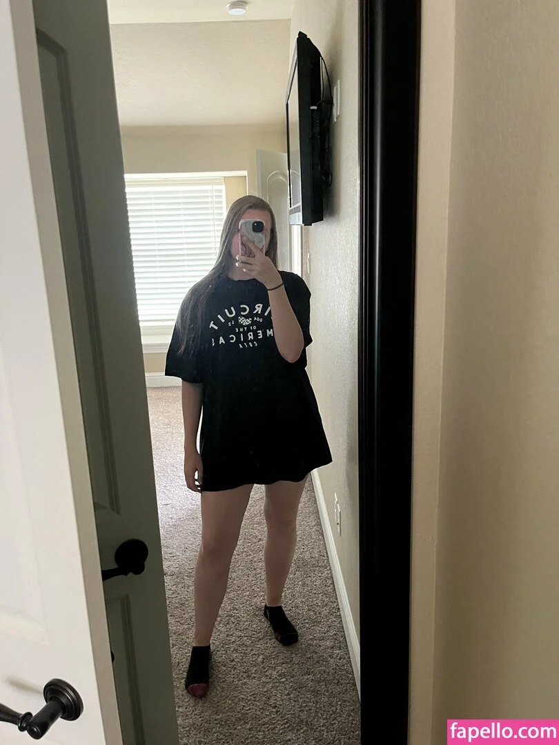 Alanis King Onlyfans Photo Gallery 