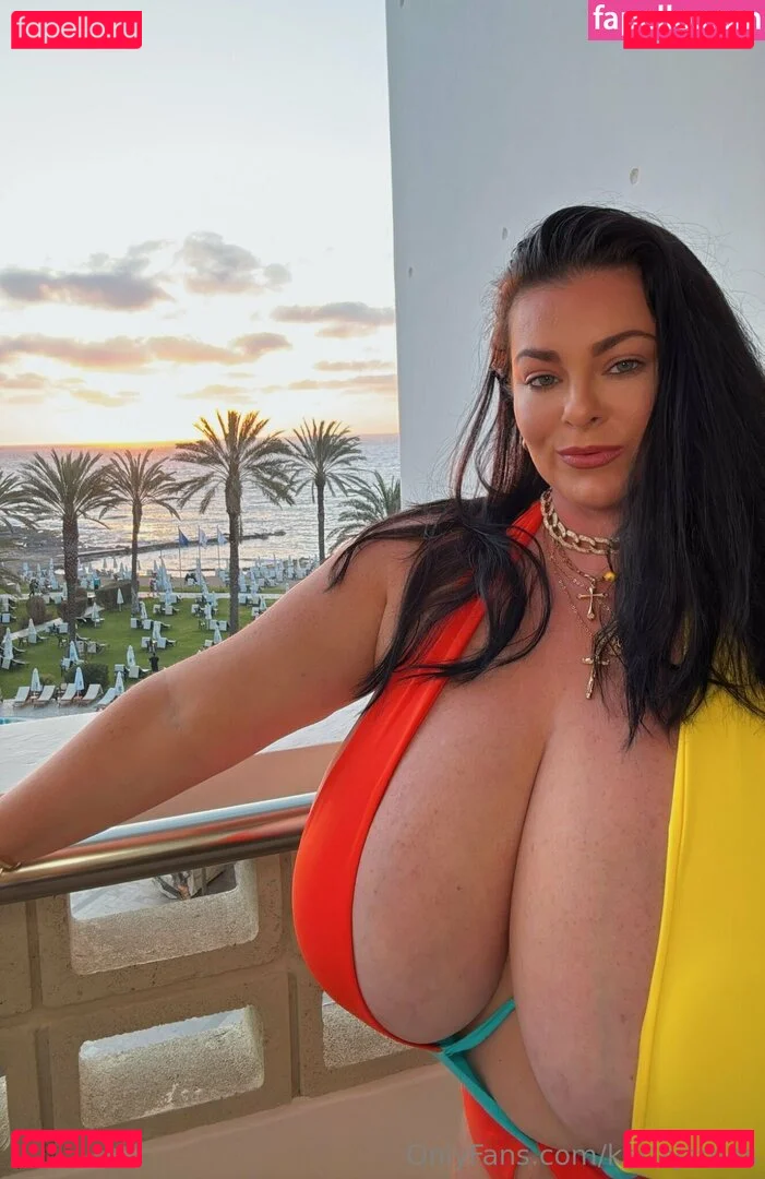 karlajames Onlyfans Photo Gallery 