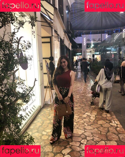 Renna Dyana Onlyfans Photo Gallery 