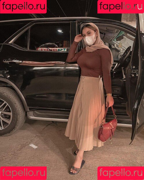 Renna Dyana Onlyfans Photo Gallery 