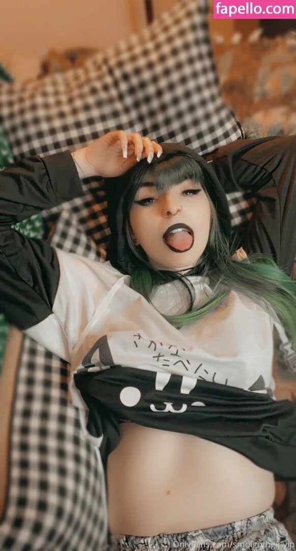 smolgothgirlvip Onlyfans Photo Gallery 