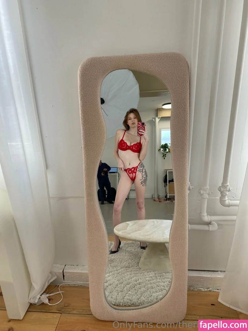 theriahlynnfree Onlyfans Photo Gallery 