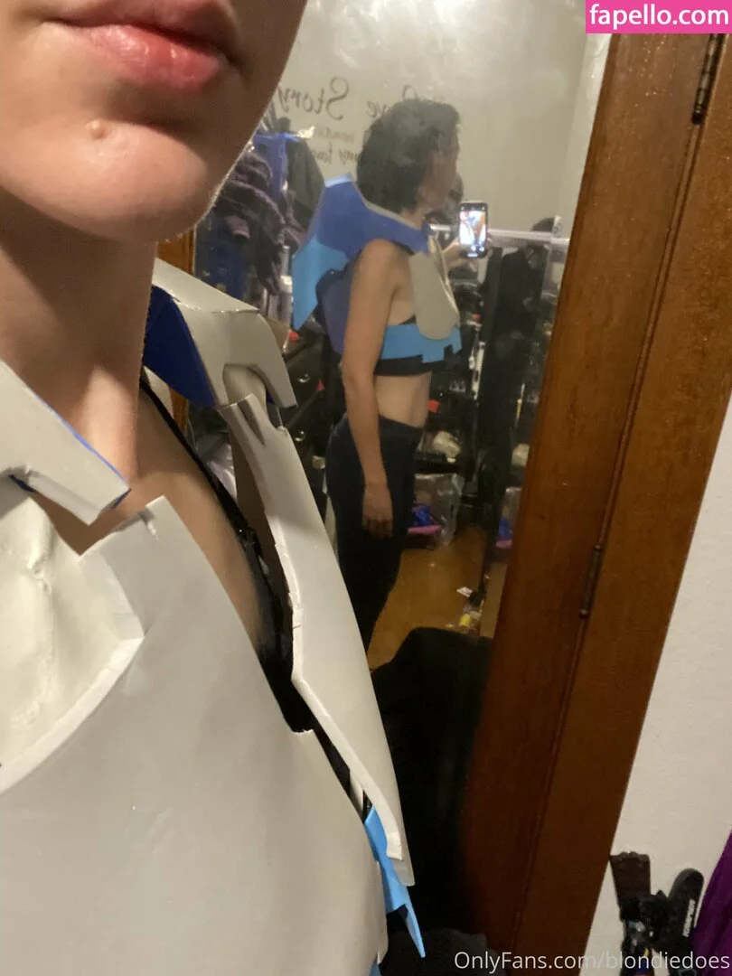 blondiedoes Onlyfans Photo Gallery 