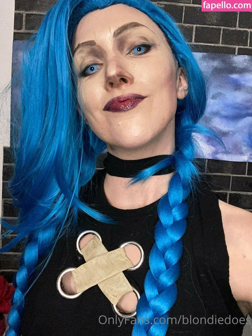 blondiedoes Onlyfans Photo Gallery 