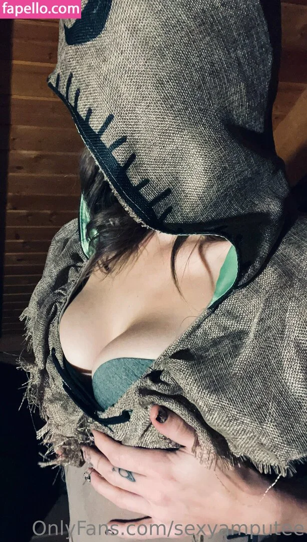 sexyamputee Onlyfans Photo Gallery 