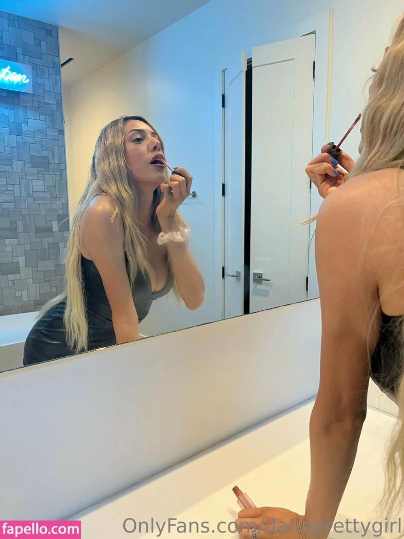 danagorgeus Onlyfans Photo Gallery 