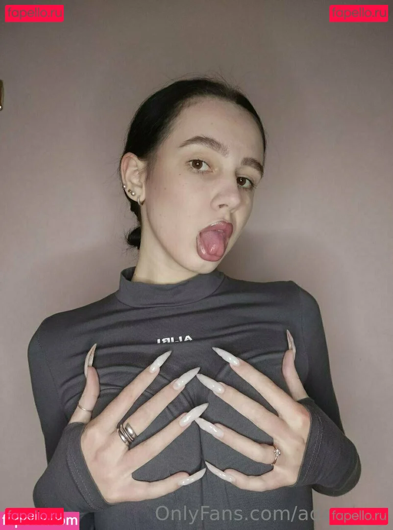 adelebee Onlyfans Photo Gallery 