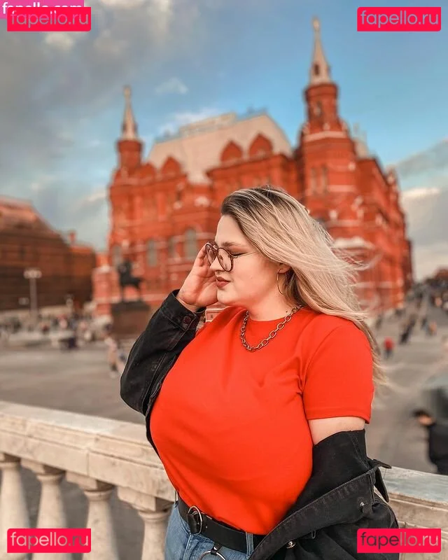 Julia Chegodar Onlyfans Photo Gallery 