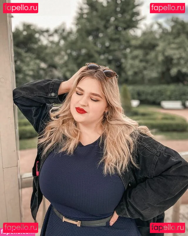 Julia Chegodar Onlyfans Photo Gallery 