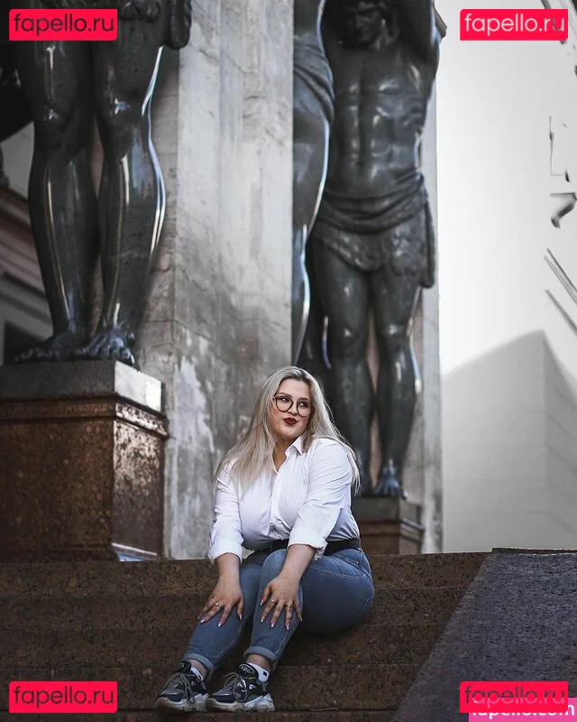 Julia Chegodar Onlyfans Photo Gallery 