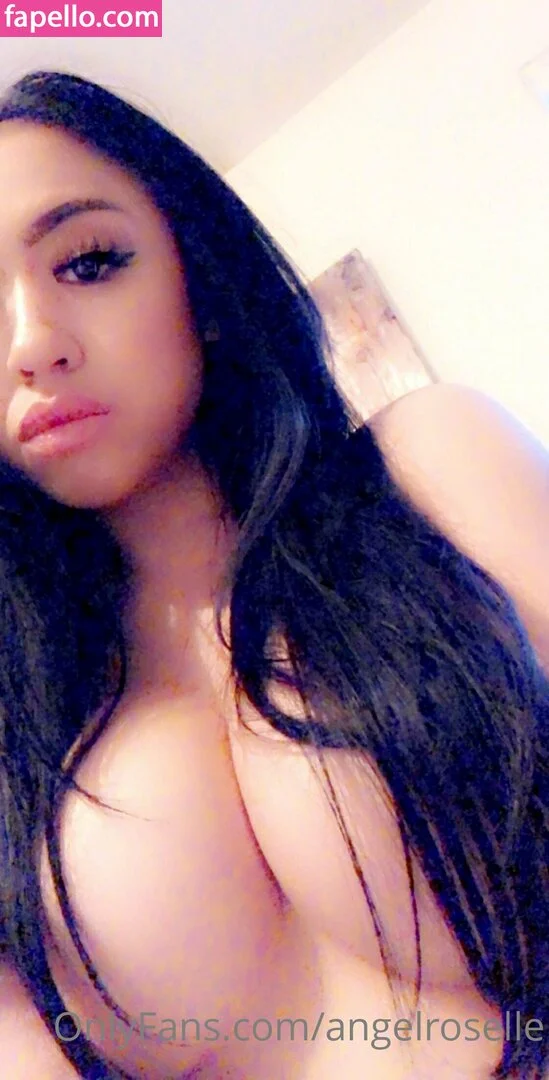 angelroselle Onlyfans Photo Gallery 