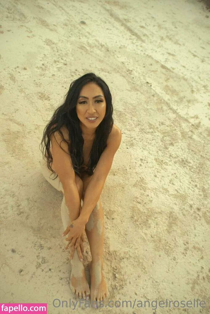 angelroselle Onlyfans Photo Gallery 